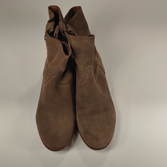 Womens Frye and Co. Ankle Booties size 7.5 - Picture 6 of 9